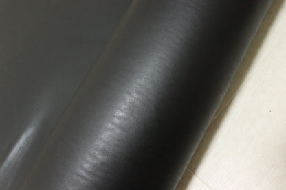 ds80円！イタリアンレザー 　極厚オイルヌメ　ブラック　ショルダー　スムース加工　143ds