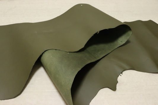 ds50円！イタリアンレザー　ピットなめし　スムース加工　カーキ　ベリー　ヌメ革　98ds