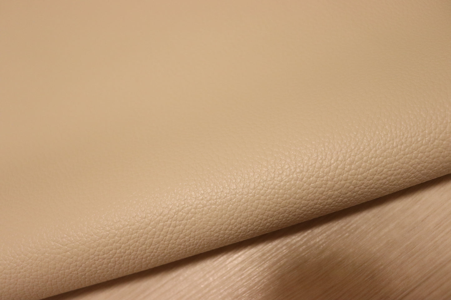 ds28円！新入荷！姫路レザー　顔料仕上げ　エルクベージュ　シボ型押し　235ds