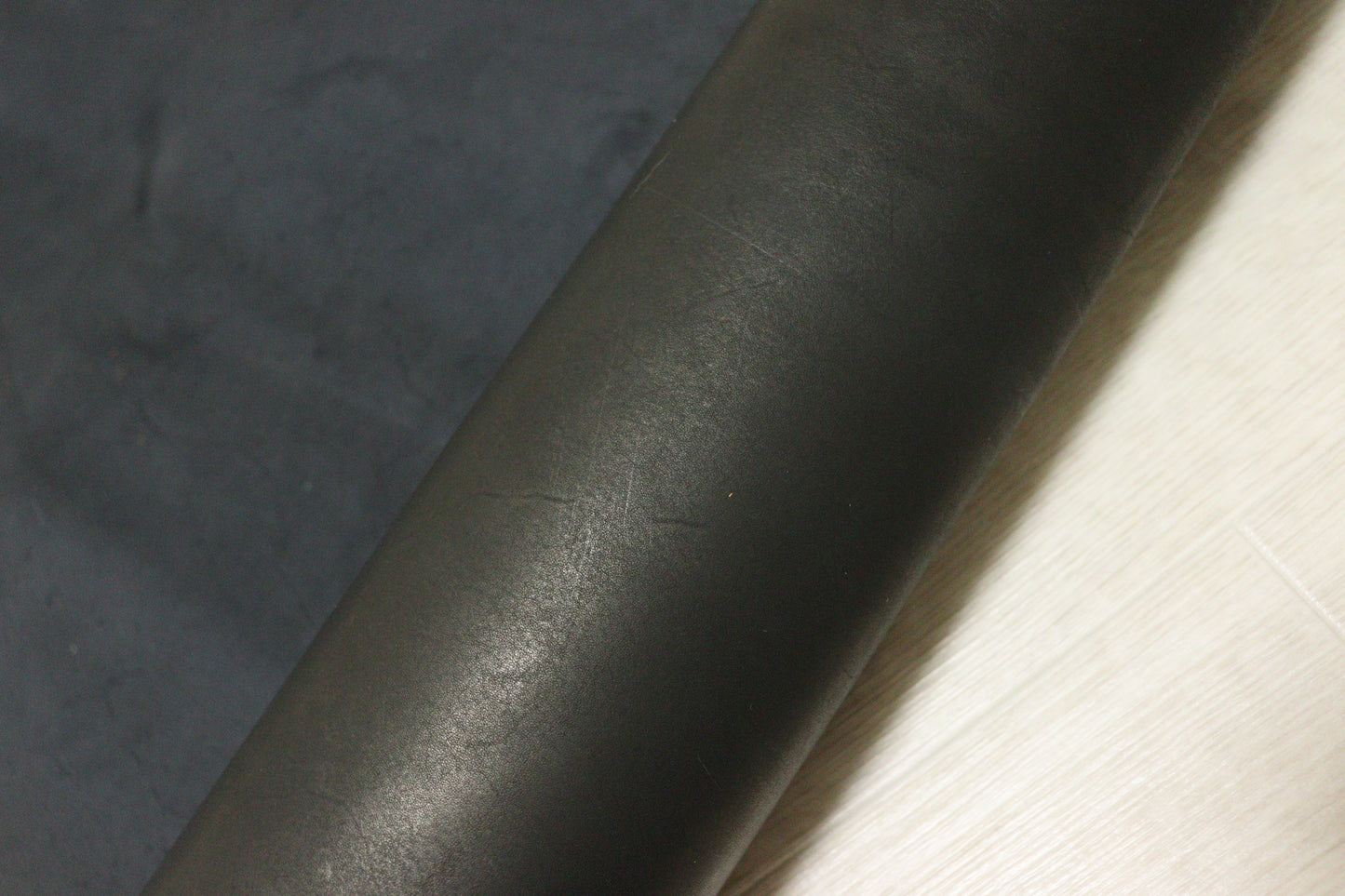 ds35円！新入荷！クラフトの定番！ブラック　素上げ　ヌメ革　169ds