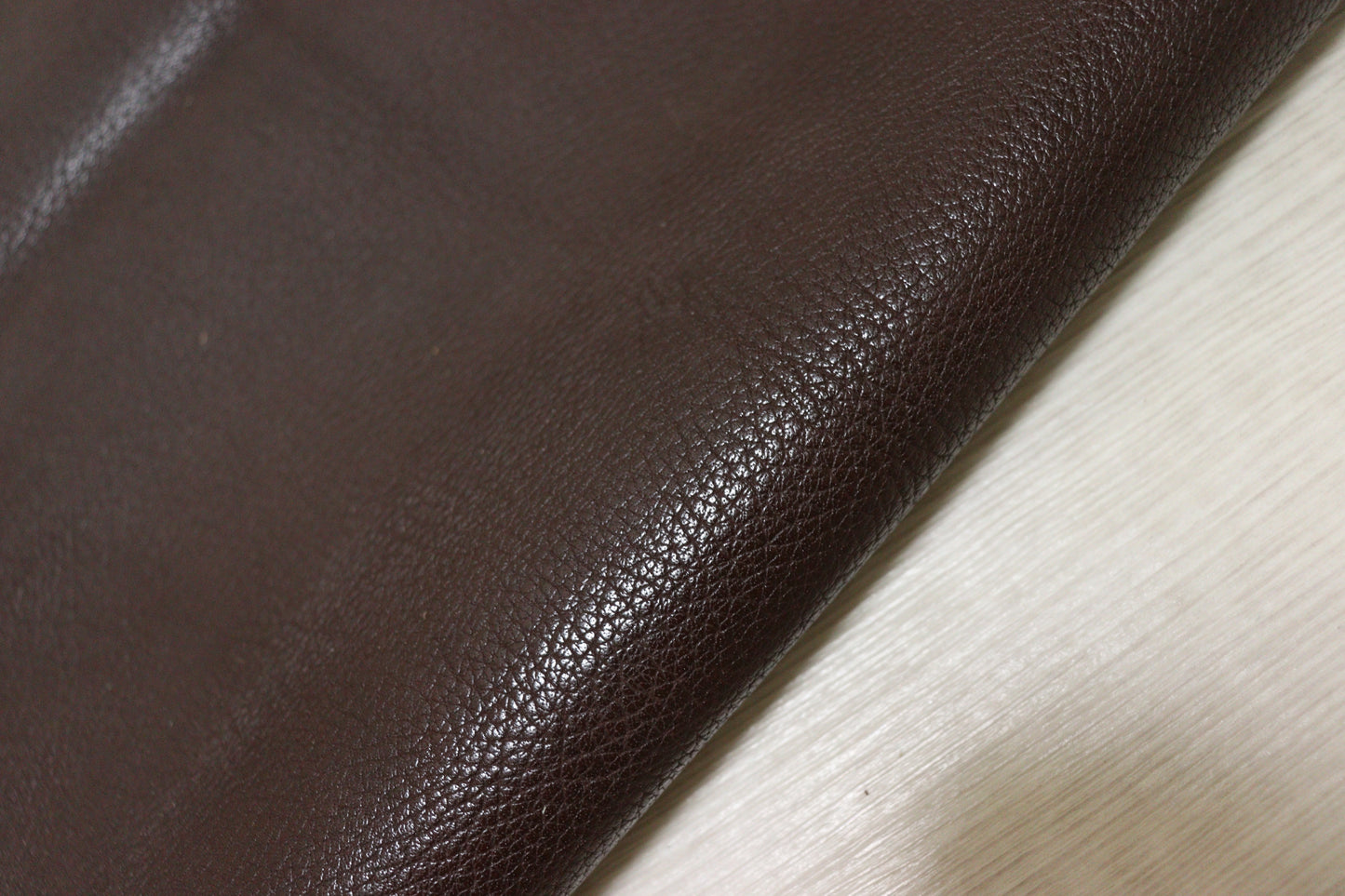 ds30円！新入荷！セミベジタブル　ダークブラウン　バッファロー型押し　120ds