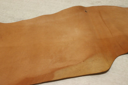 ds48円！イタリアンレザー　ベリー　TAN　オイルヌメ革　70ds