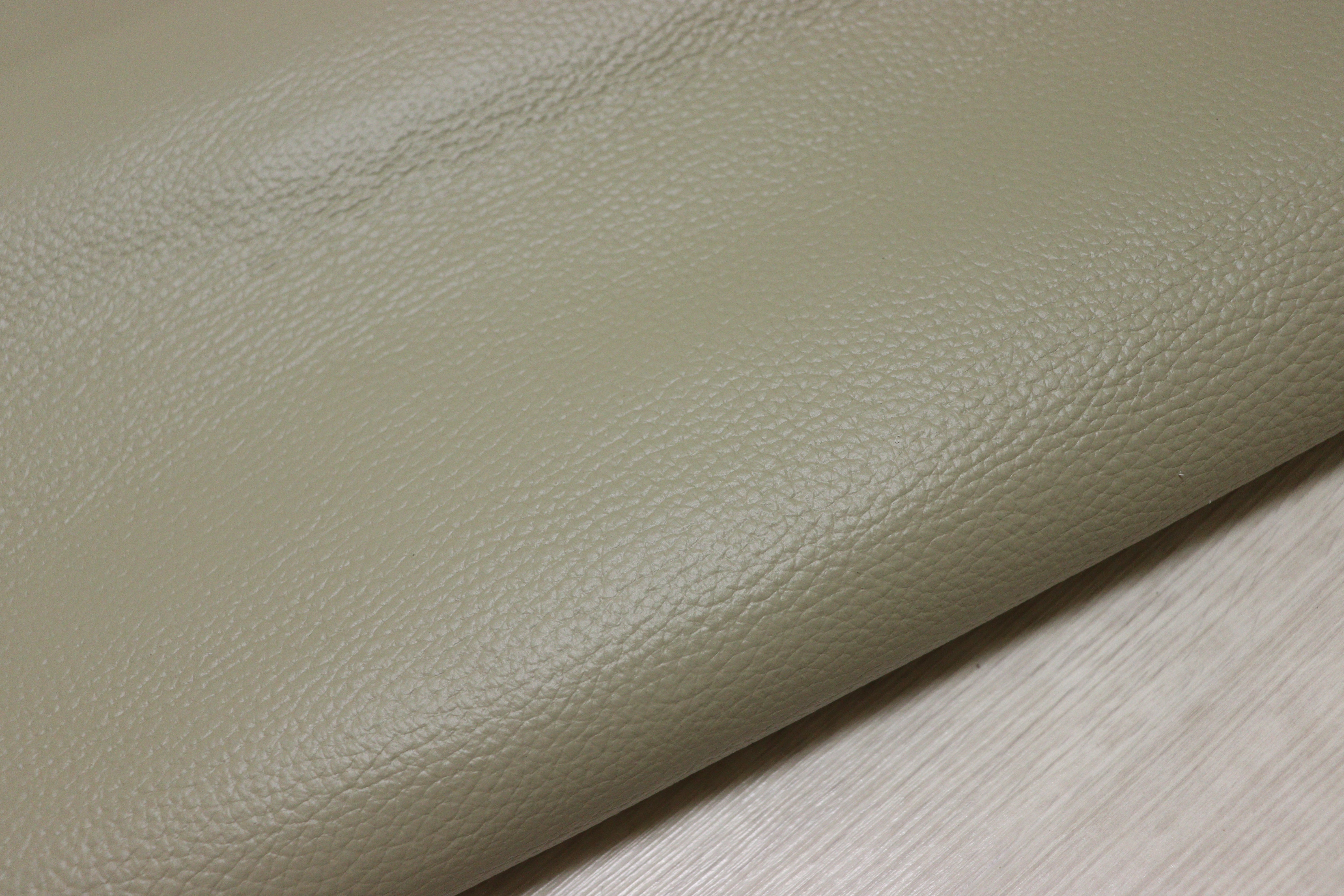 テディベア　天然牛レザー　グレージュ 原産地から選ぶ > 国産 – 【レザークラフト用革材料専門店】BROWN LEATHER