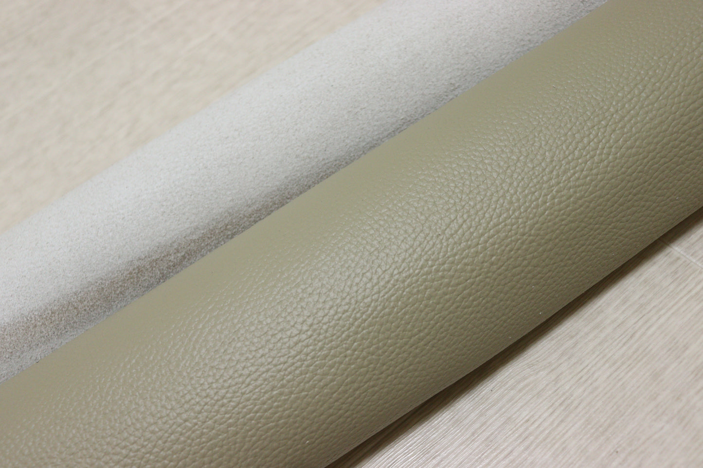 ds28円！新入荷！姫路レザー　もちもち　シュリンク加工　240ds