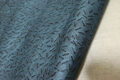 ds25円！新入荷！イタリアンレザー　メタリックブルー　ベロア　エンボス加工　120ds
