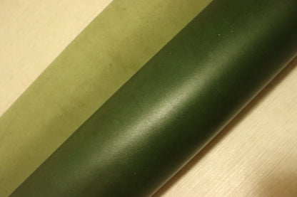 ds35円！新入荷!オイルレザー　スムース加工　ダークグリーン　220ds