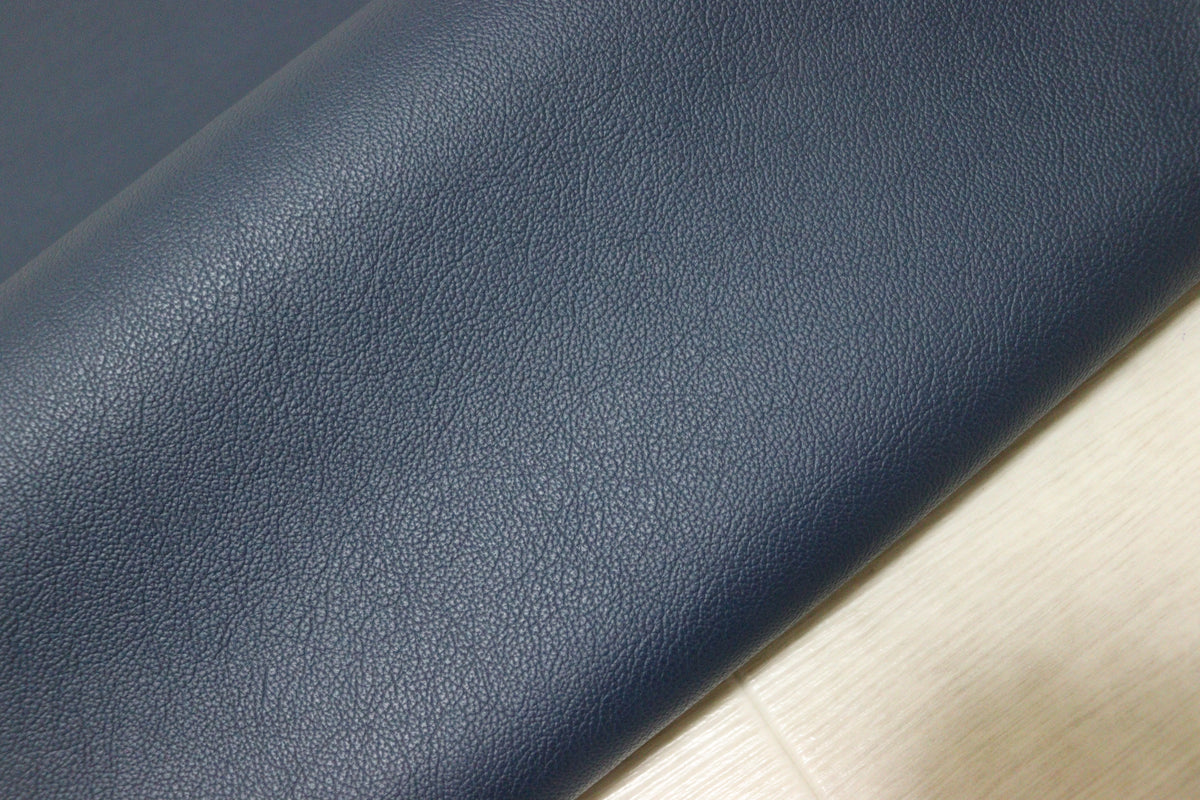 ds28円！新入荷！イタリアンレザー 　ネイビー　弱シュリンク加工　256ds