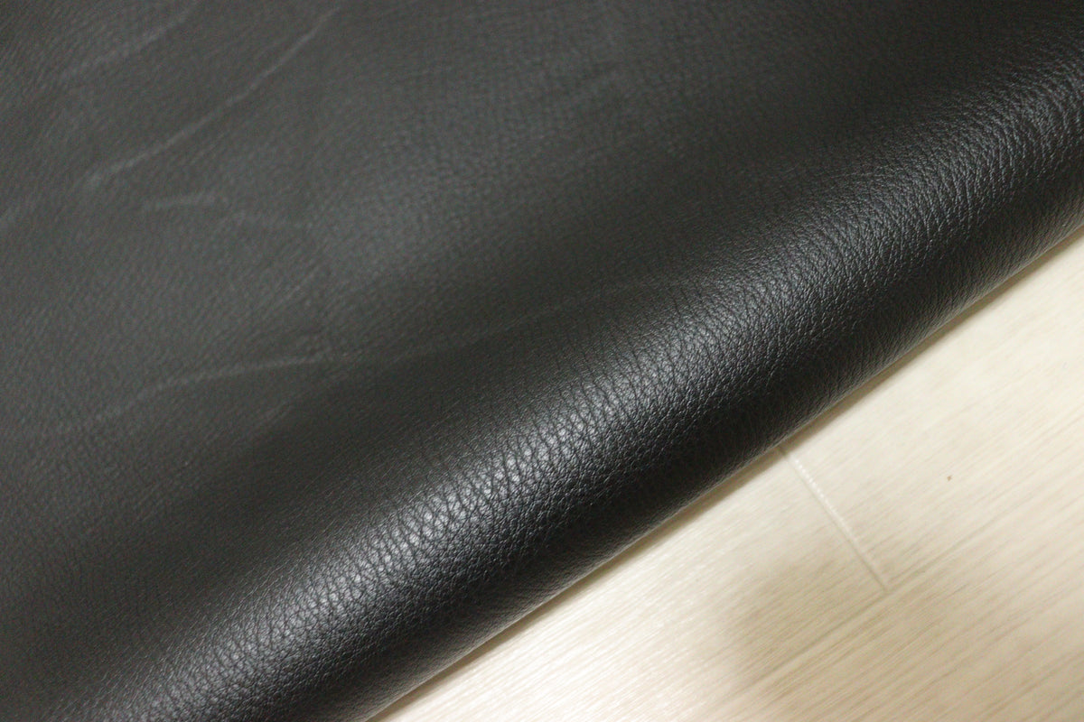 ds28円！新入荷！イタリアンレザー 　もちもち　シュリンク加工　300ds