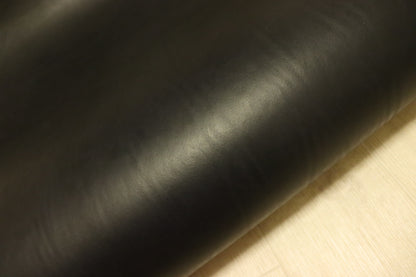 ds75円！新入荷！上質！ダークネイビー　オイルヌメ　ショルダー　146ds