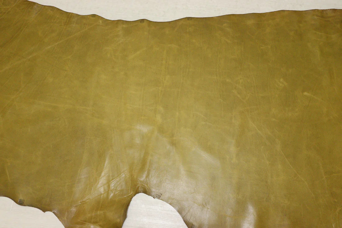 ds50円！イタリアンレザー　オイルヌメ 　プルアップ加工　イエローブラウン　200ds