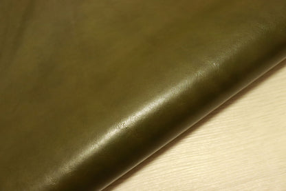 ds85円！新入荷！バダラッシカルロ社　ナッパCP　ブラック　ショルダー　ヌメ革　オリーブ　40ds　ハギレ