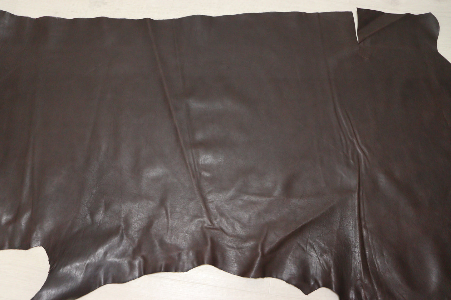 ds50円！イタリアンレザー　オイルヌメ　ヴィンテージブラウン　スムース加工　200ds