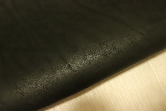 ds75円！イタリアンレザー 上質 オイルヌメ ブラック　ショルダー 135ds