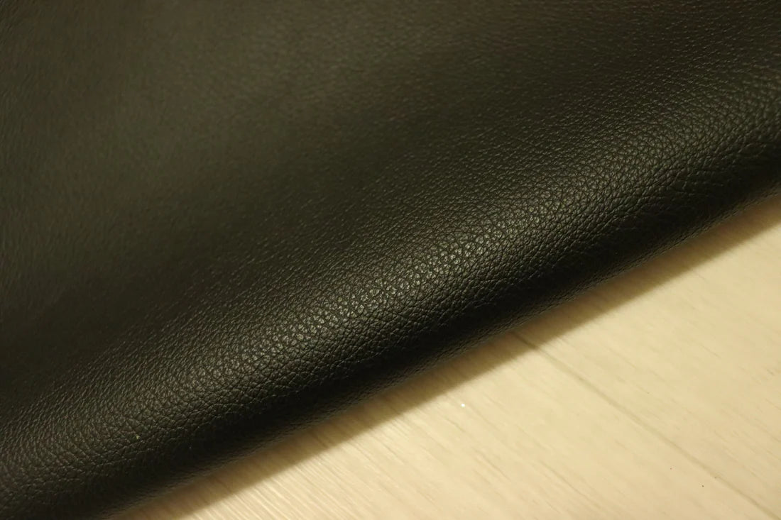 ds30円！新入荷！イタリアンレザー　もちもち　シボ型押し　ブラック　シボ型押し　256ds