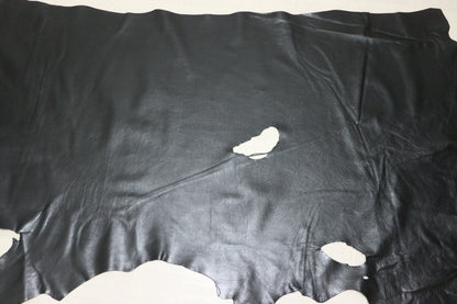 ds45円！イタリアンレザー　オイルヌメ  ブラック　染料仕上げ　200ds