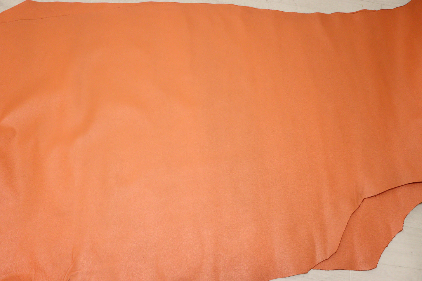 ds28円！新入荷！姫路レザー　オレンジ　シボ型押し　220ds
