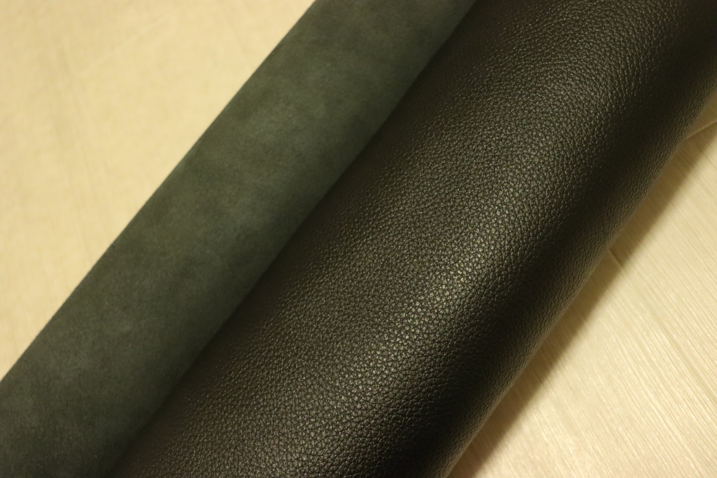 ds25円！新入荷！訳あり　姫路レザー　顔料仕上げ　シボ型押し　230ds
