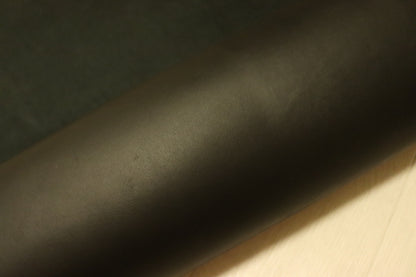 ds72円！新入荷！上質！ショルダー　オイルヌメ　ブラック　スムース加工　122ds