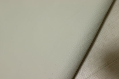 ds28円！新入荷！イタリアンレザー　もちもち　アイボリー　シュリンク加工　217ds