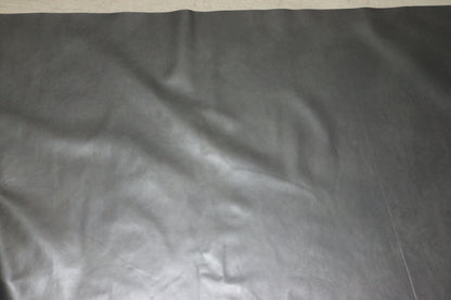 ds28円！新入荷！イタリアンレザー　ダークシルバー　アンチック加工　329ds