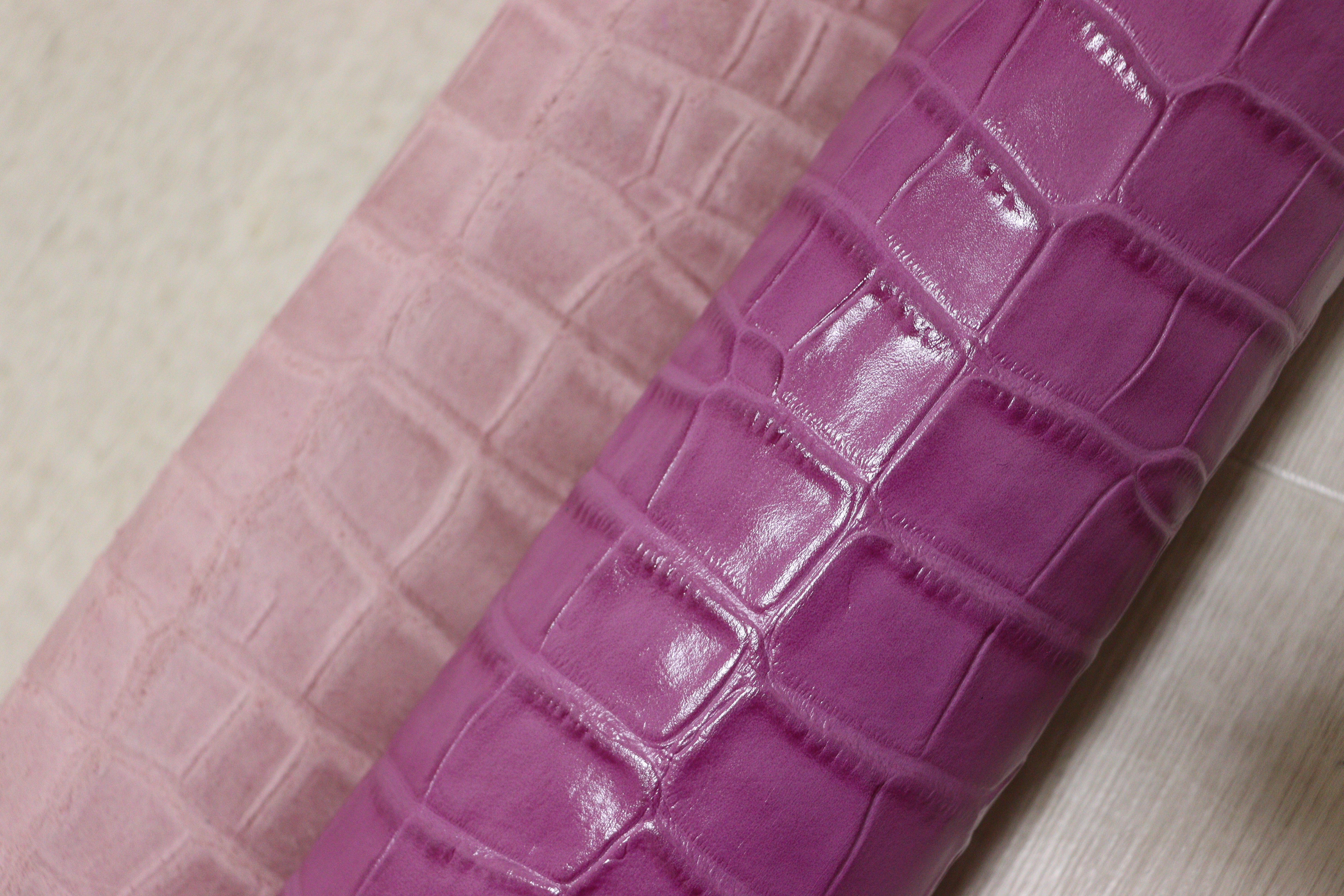 ds30円！新入荷！顔料仕上げ クロコ型押し パープルピンク 114ds