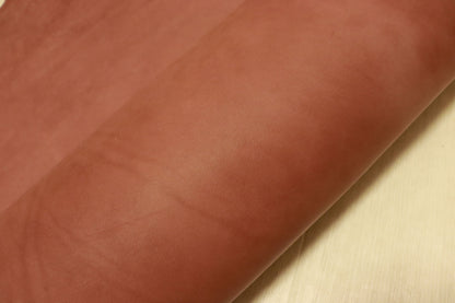 ds65円！新入荷！上質！イタリアンレザー　ベンズ　厚手ヌメ下地　テラコッタ　156ds