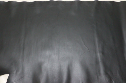 ds50円！イタリアンレザー　オイルヌメ 　ブラック　スムース加工　230ds