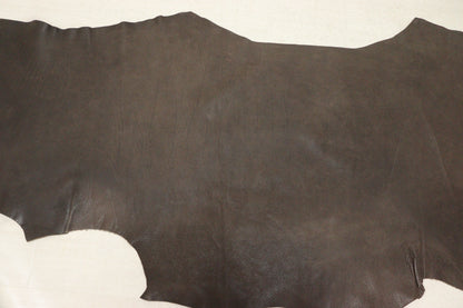 ds50円！イタリアンレザー　オイルヌメ　モチモチ　シボ型押し　180ds