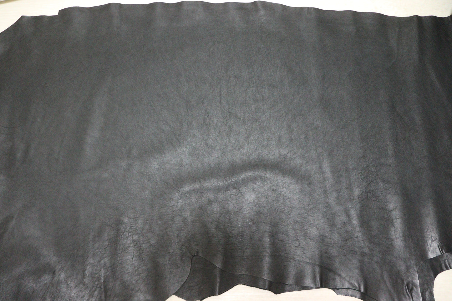 ds50円！新入荷！イタリアンレザー　ダコタヌメ　ブラック　180ds