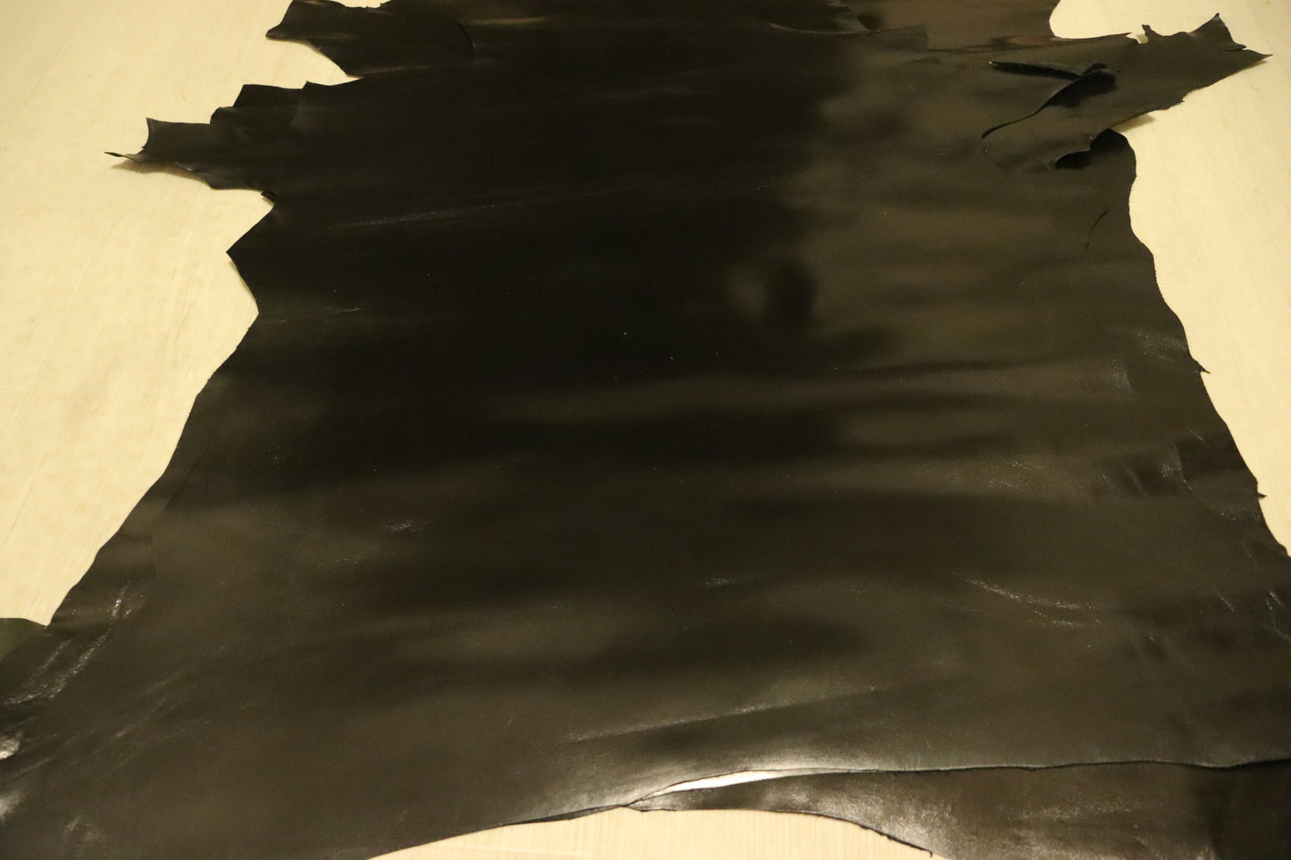 ds30円！新入荷！クレージング加工　ブラック　ヤギ　2枚　83ds