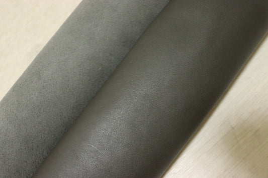 ds28円！新入荷！イタリアンレザー　オリーブグレー　もちもち　スムース加工　242ds