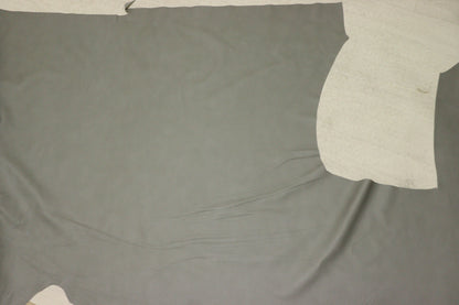 ds25円！新入荷！イタリアンレザー　ライトグレー　弱シュリンク加工　ハギレ　249ds