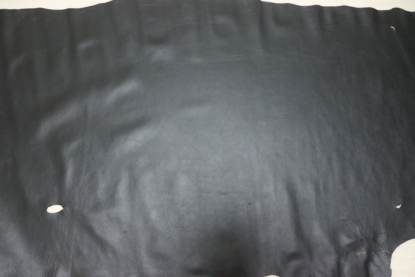 ds28円！新入荷！姫路レザー　ブラック　シボ型押し　220ds