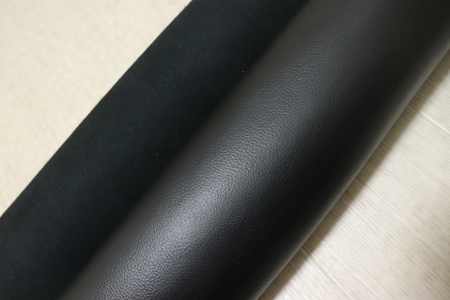 ds28円！新入荷！姫路レザー　ブラック　シボ型押し　220ds