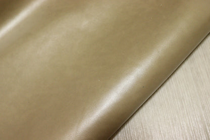 ds28円！新入荷！イタリアンレザー　パールベージュ系　アンチック加工　276ds