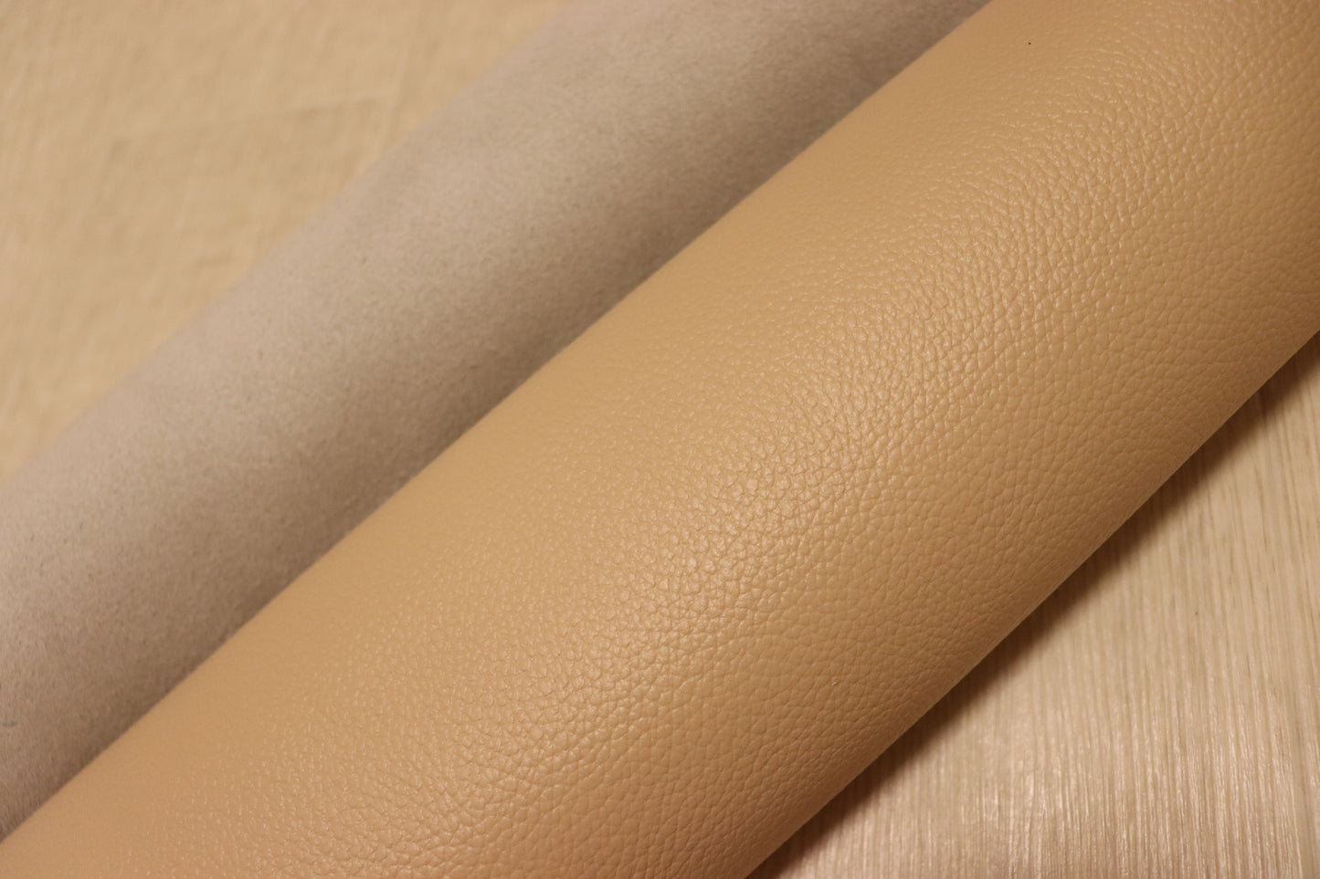 ds28円！ 新入荷！姫路レザー 　顔料仕上げ　オークルシボ型押し　225ds