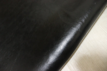 ds38円！イタリアンレザー　カゼイン仕上げ　ブラック　ハギレ　ヌメ革　220ds