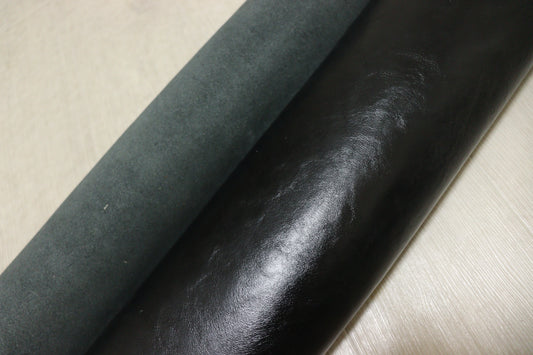 ds38円！イタリアンレザー　カゼイン仕上げ　ブラック　ハギレ　ヌメ革　180ds