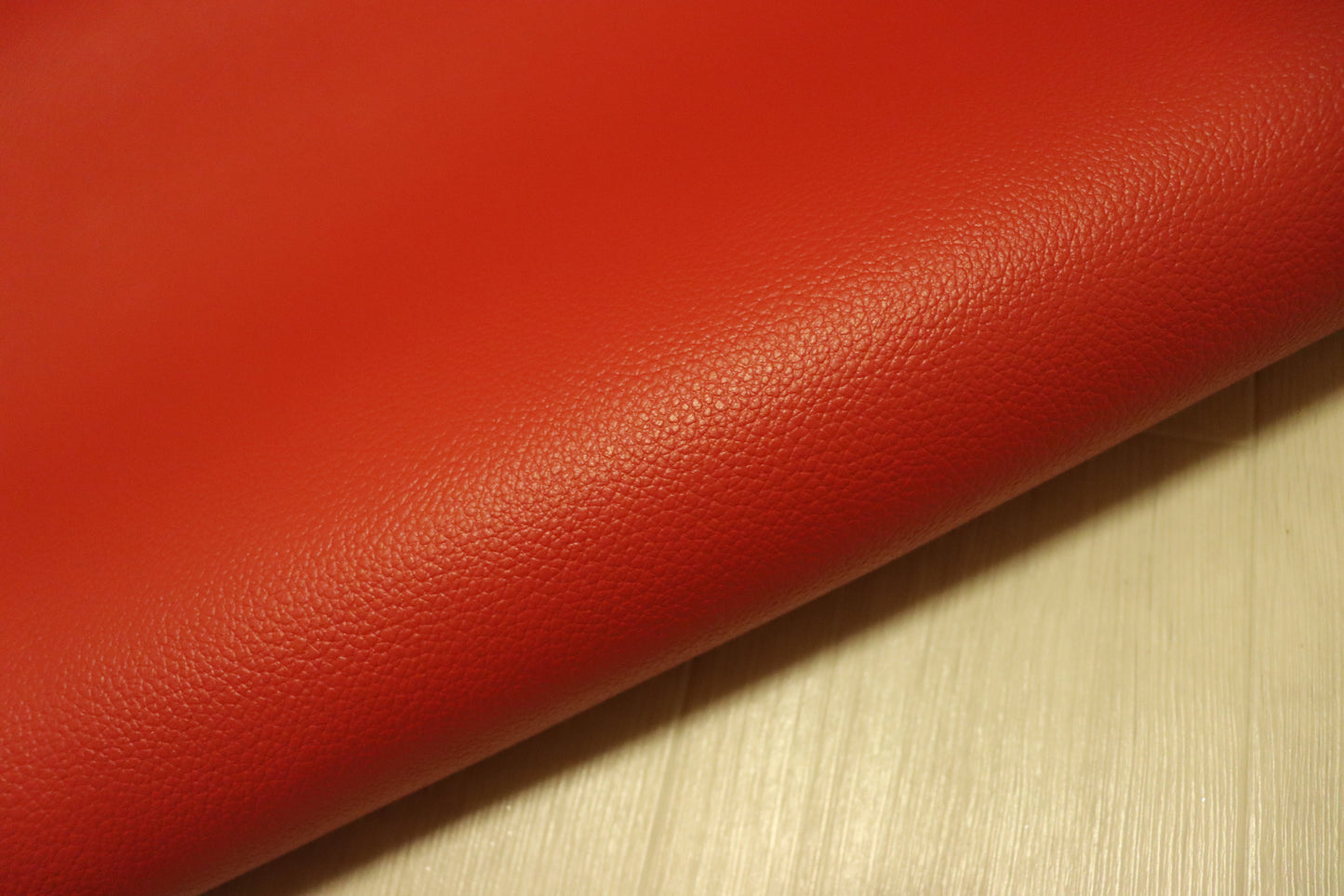ds28円！新入荷！姫路レザー　顔料仕上げ　シボ型押し　レッド　230ds