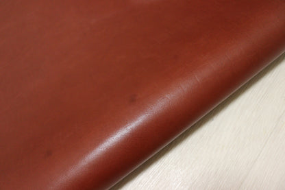 ds45円！イタリアンレザー　レッドブラウン　スムース加工　ヌメ革　200ds