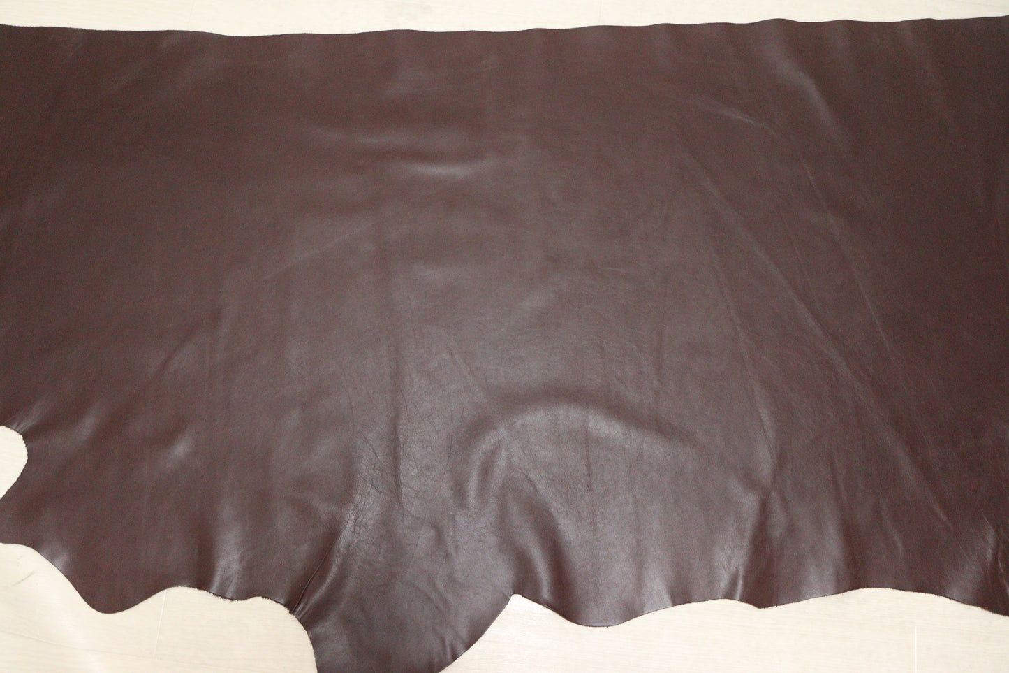 ds50円！イタリアンレザー　ボルドーブラウン　ヌメ革　ボルドーブラウン　200ds