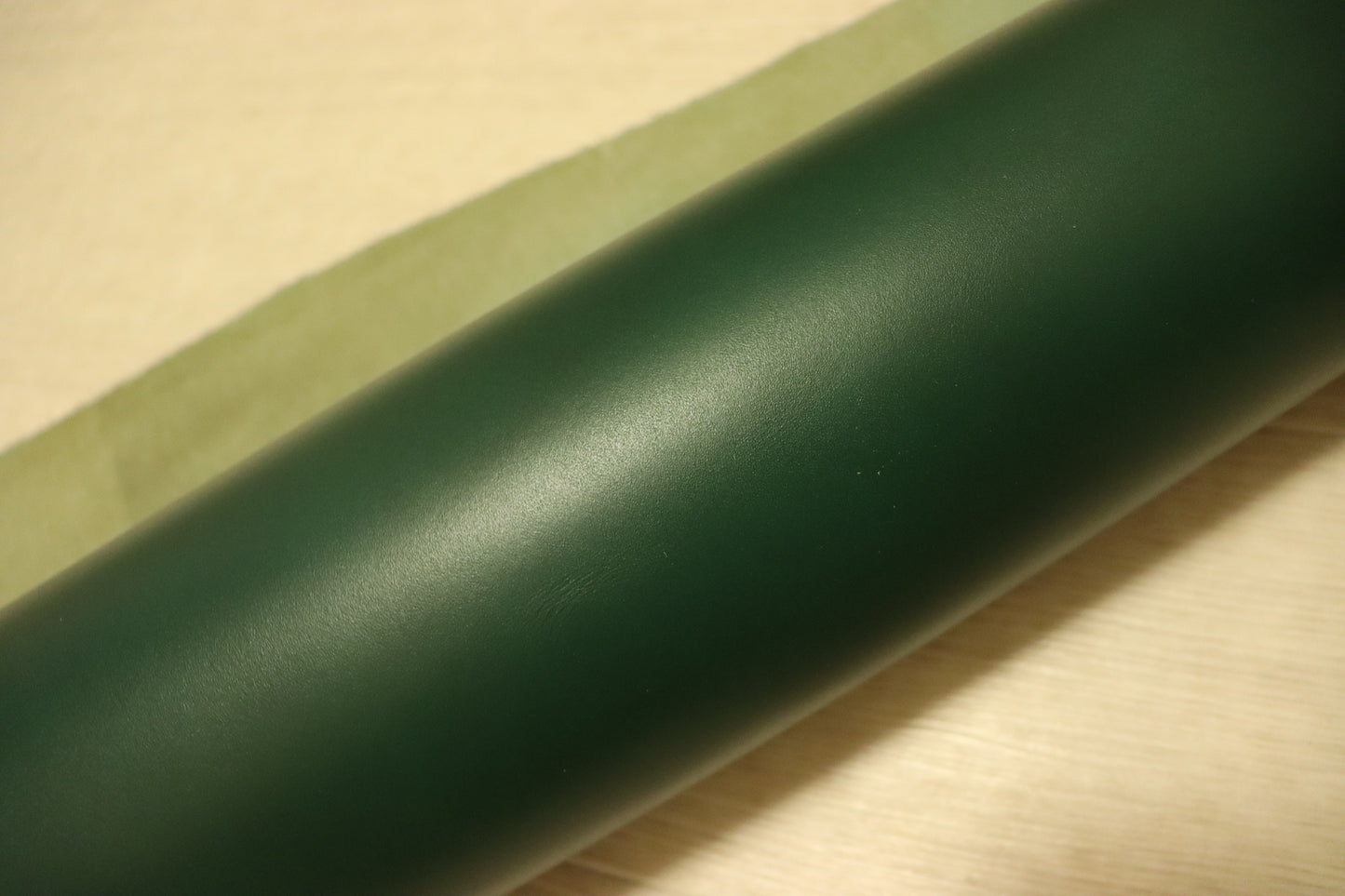 ds75円！イタリアンレザー ショルダー オイルヌメ セミアニリン　ボトルグリーン　146ds