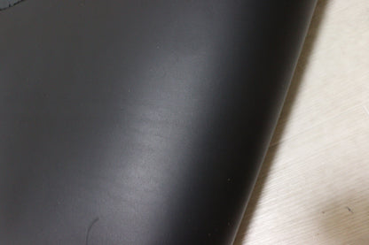ds50円！イタリアンレザー　ベリー　オイルヌメ　ブラック　76ds