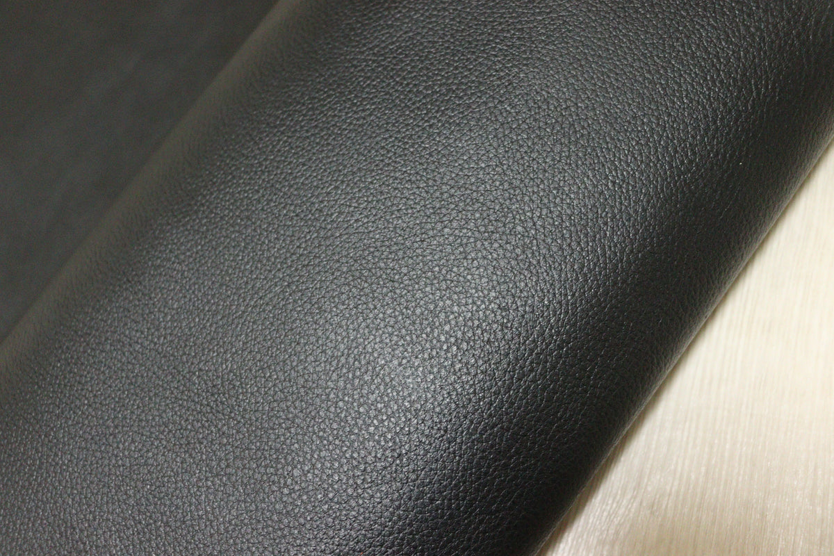 ds28円！新入荷！顔料仕上げ　ブラック　シボ型押し　180ds