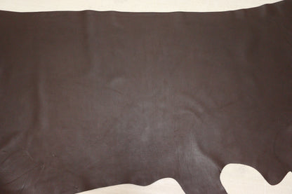 ds45円！イタリアンレザー　スムース加工　ヌメ革　ダークブラウン　220ds