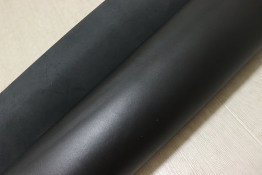 ds45円！イタリアンレザー　オイルヌメ　ブラック　スムース加工　230ds