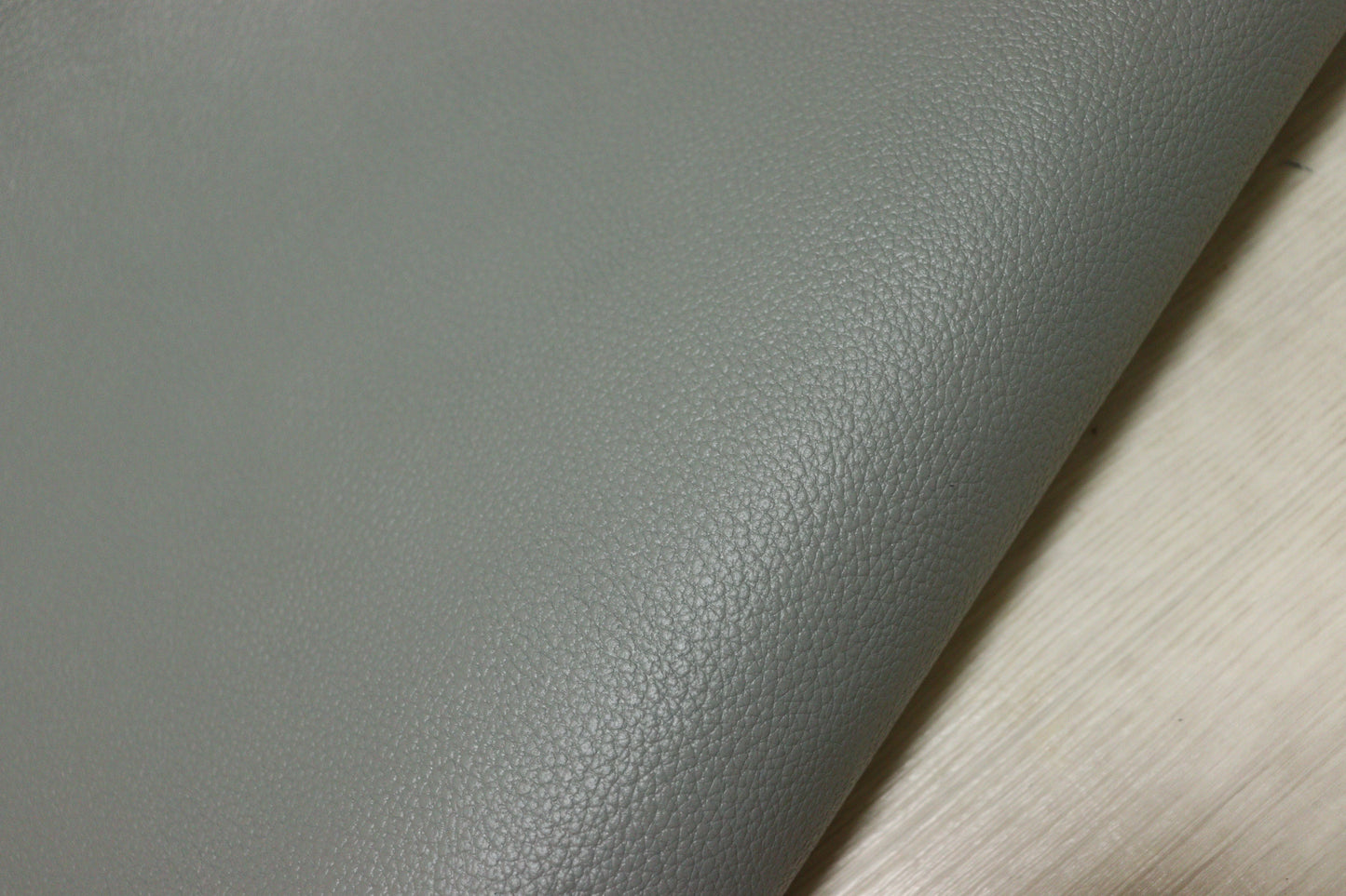 ds28円！新入荷！顔料仕上げ　シボ型押し　ブルーグレー　208ds
