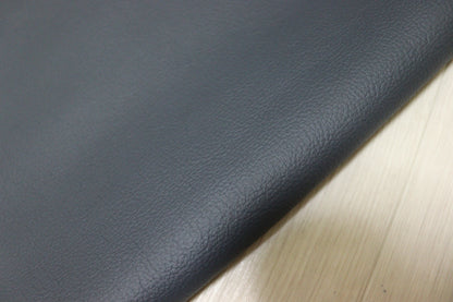 ds28円！新入荷！イタリアンレザー 　ネイビー　シボ型押し　320ds