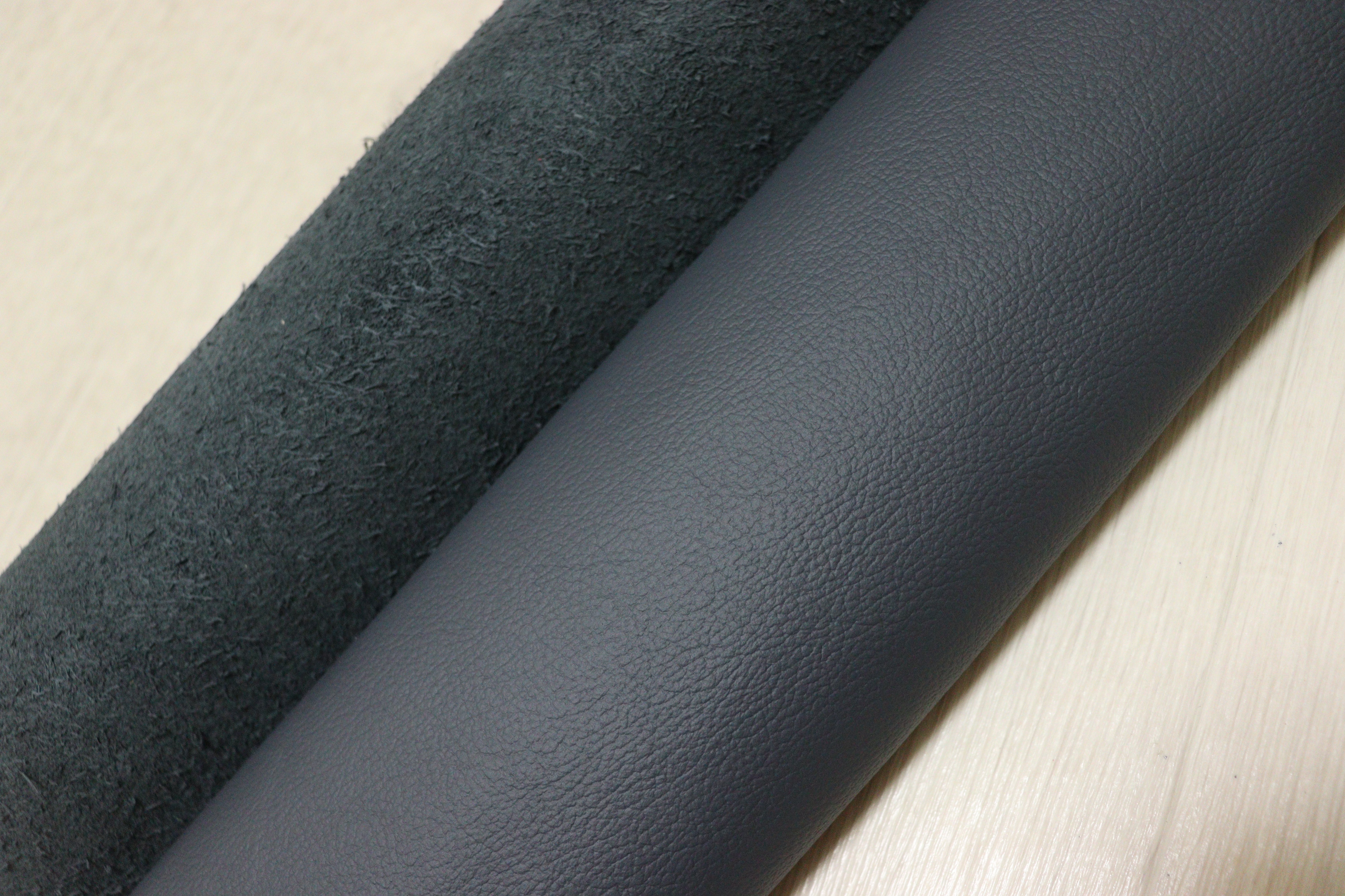 Hide！（鞘及び送料）価格17000円 ds28円！新入荷！イタリアンレザー ネイビー シボ型押し 320ds