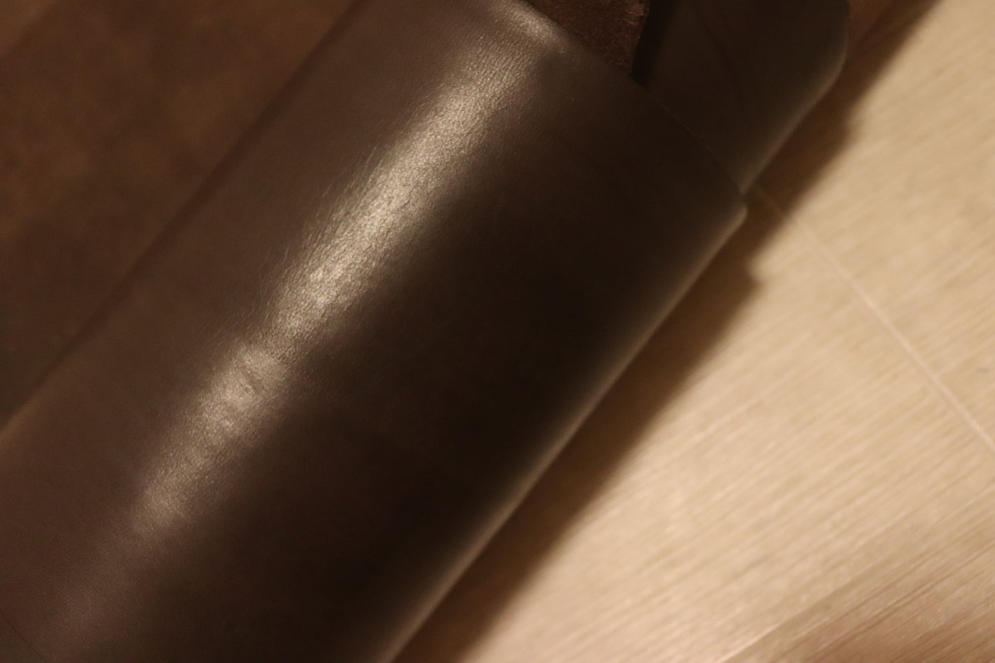 ds55円！新入荷　イタリアンレザー　ピットなめし　ベリー　ヴィンテージ　ヌメ革　103ds